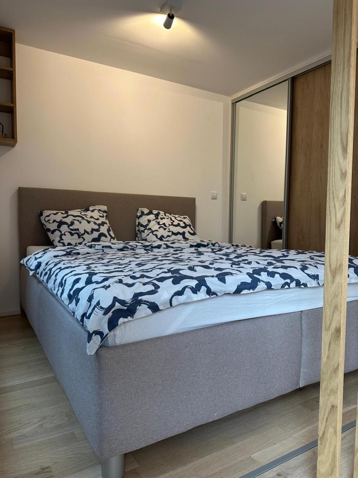 Apartment Vinice House Prag